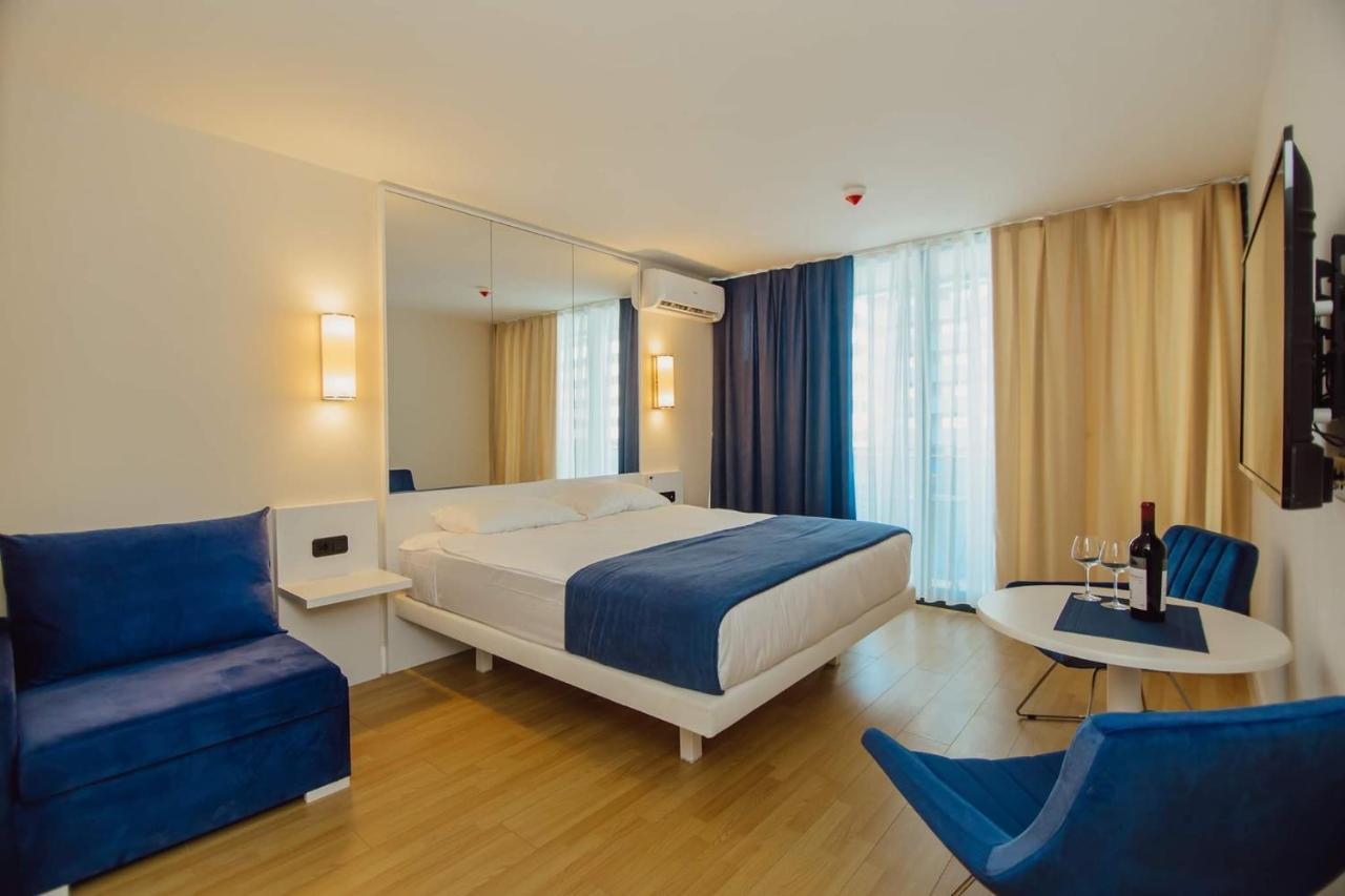Nuage - 1St Line Sea View Apartments Batumi Eksteriør bilde